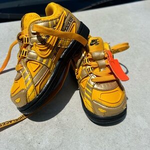 Toddler 6c shoes JORDANS NIKE OFF-WHITE